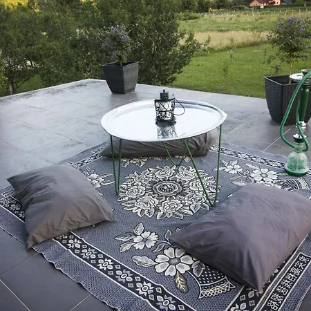 R&j's Villa Bihac