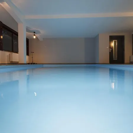 R&j's Villa Bihac